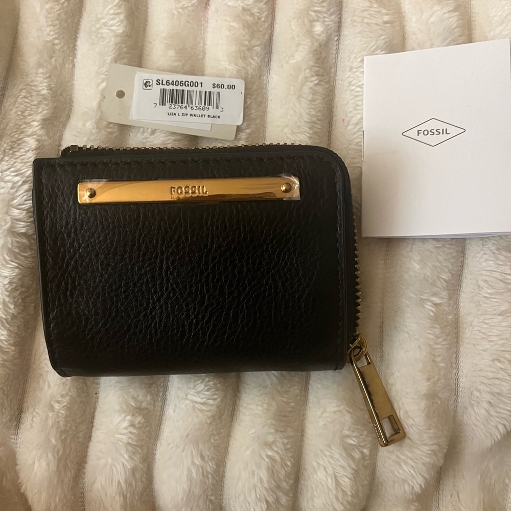 NWTS Fossil Liza Leather Zip Wallet in Black